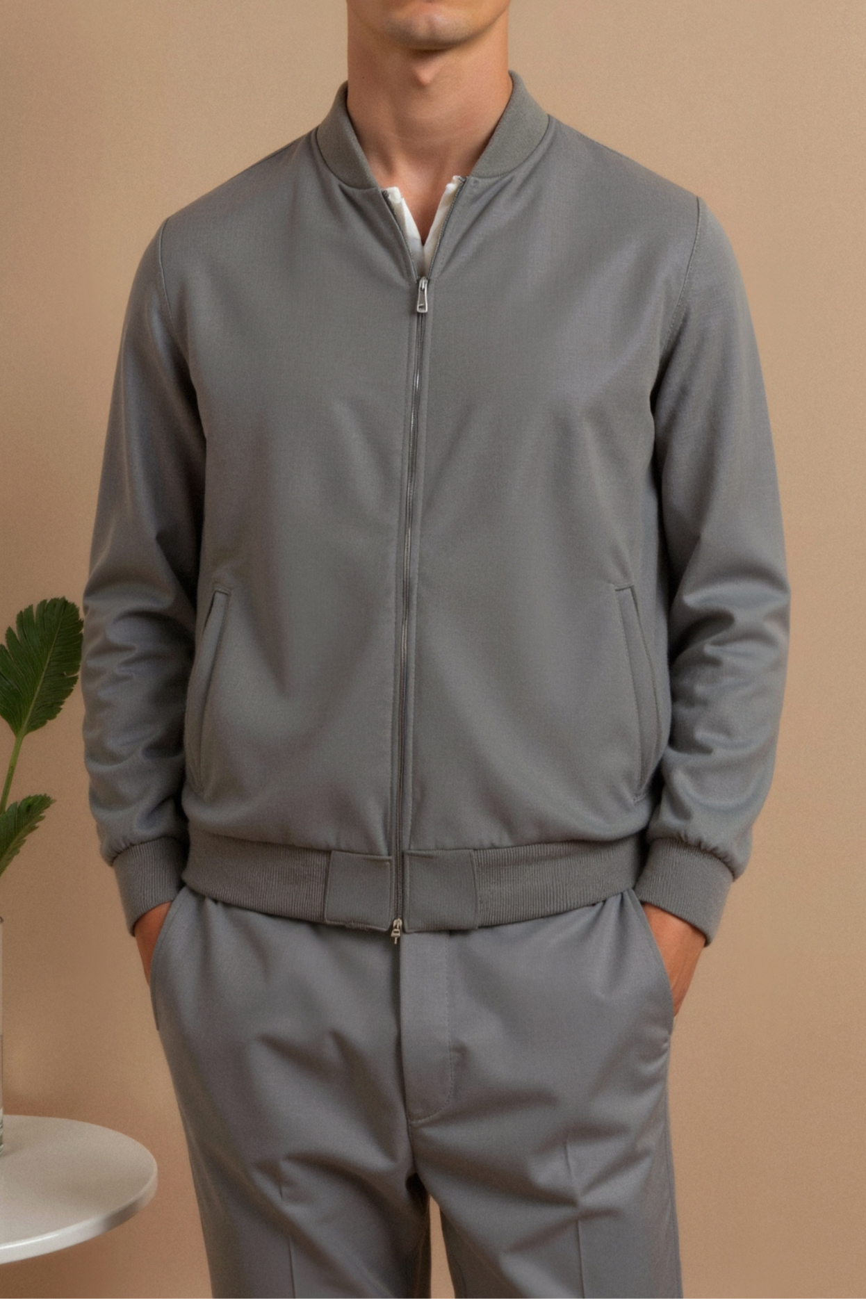 Men’s Minimalist Bomber Jacket – Sleek Lightweight Design & Modern Street Style