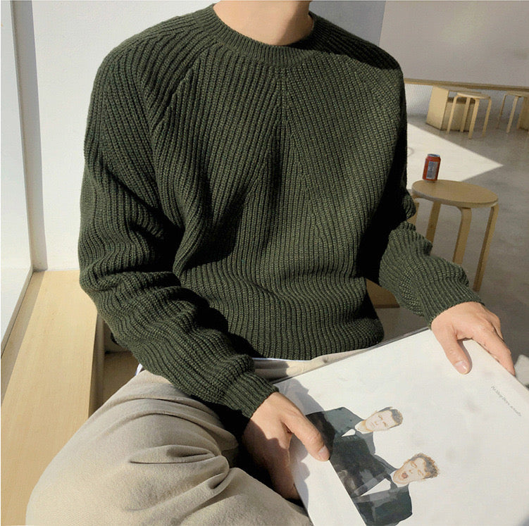 Chunky Knit Sweater – Minimal Warmth & Modern Comfort