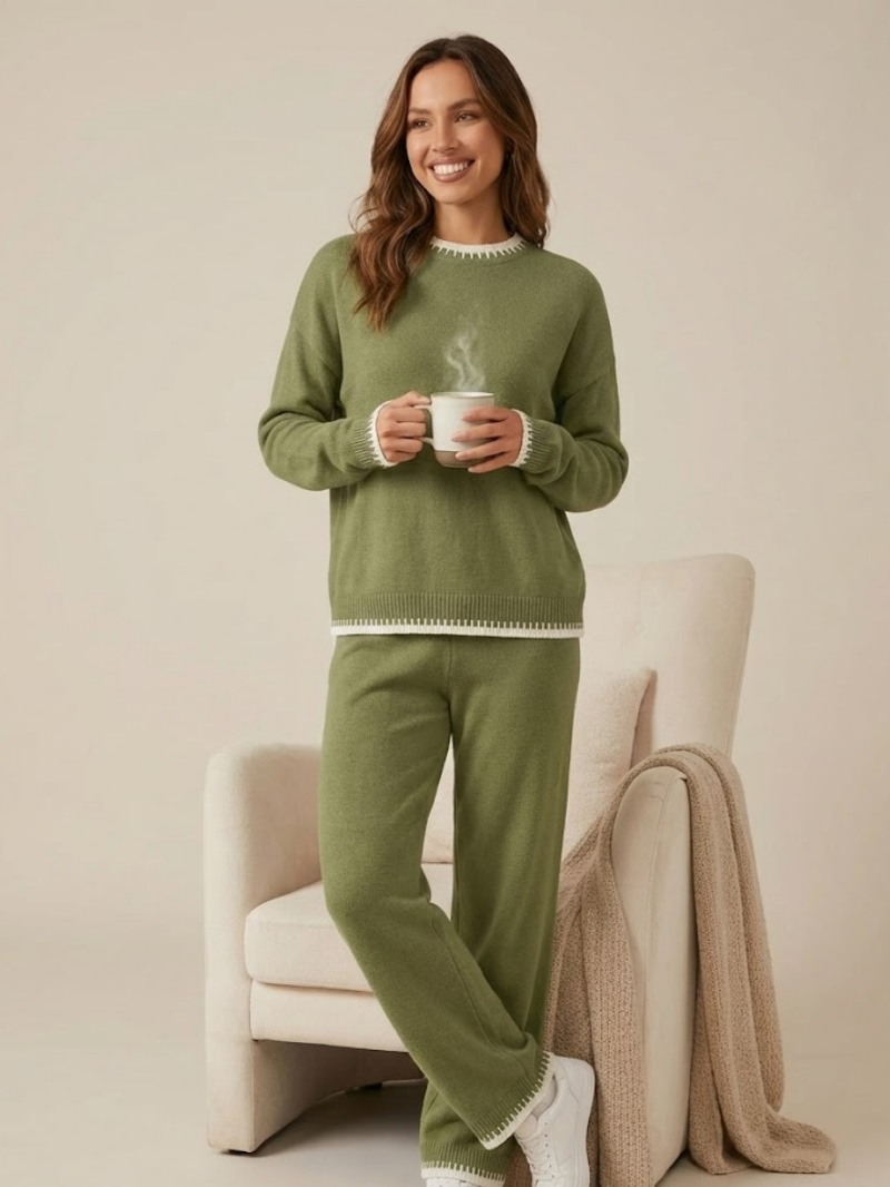 Women’s Knitted Loungewear Set – Relaxed Jumper & Straight-Leg Trousers