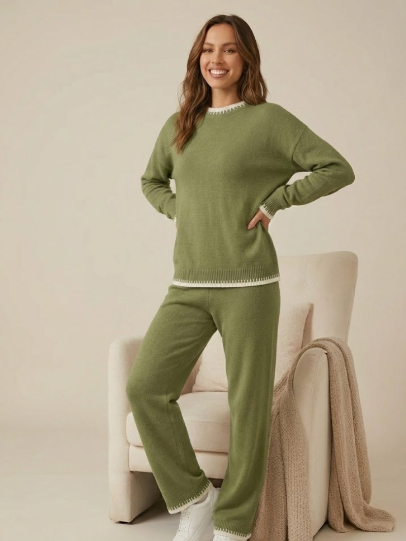 Women’s Knitted Loungewear Set – Relaxed Jumper & Straight-Leg Trousers