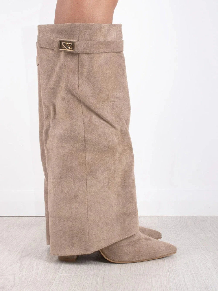 Women’s Elegant Slouch Knee-High Boots – Black Suede Edition
