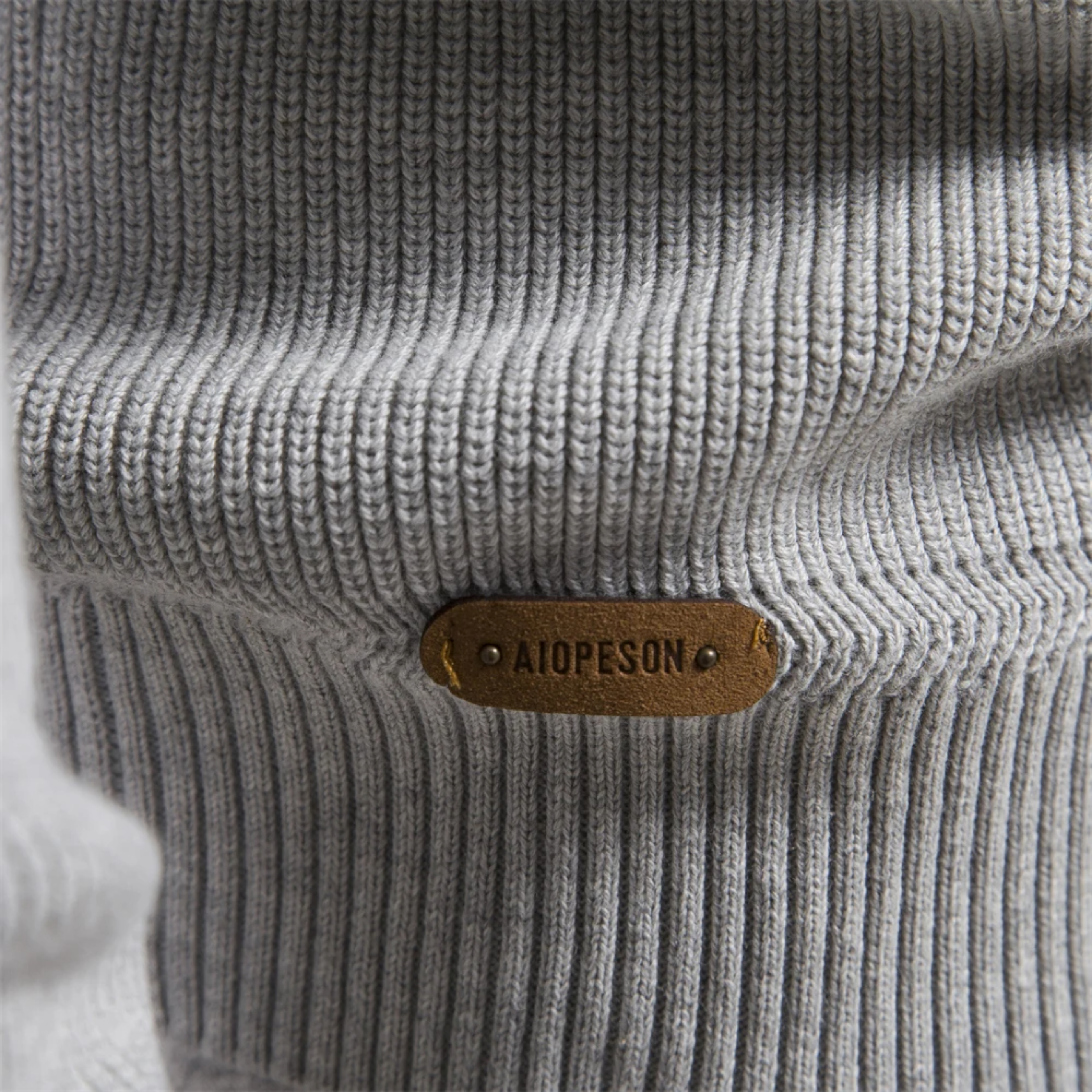 Men’s Premium Half-Zip Knit Sweater – Soft Touch, Warm & Stylish