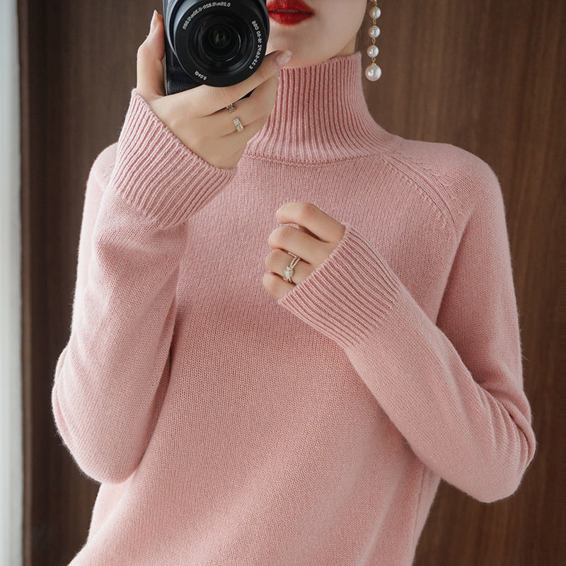 Women’s Roll Neck Jumper – Warm Chunky Knit for Winter