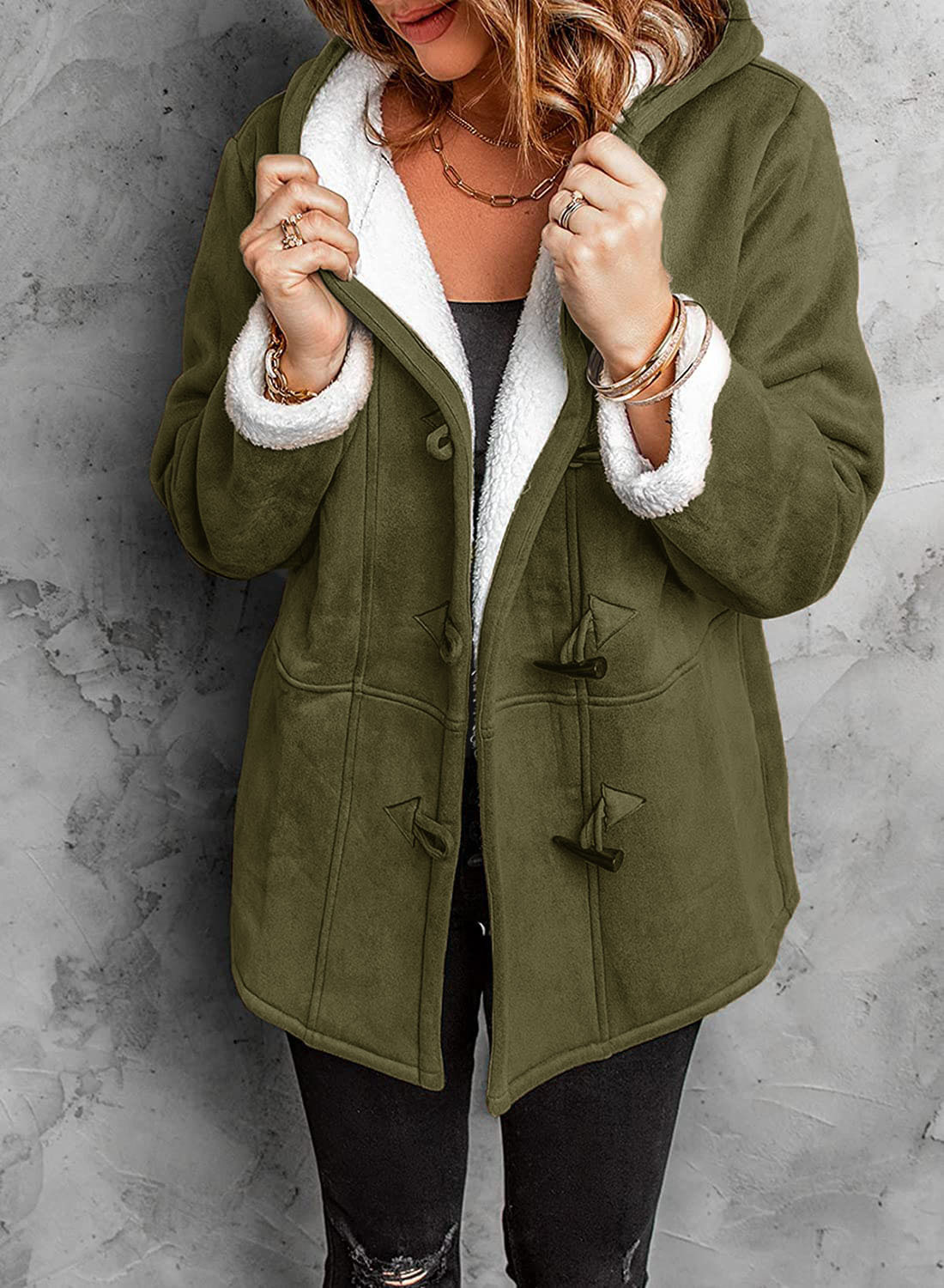 Women’s Cozy Sherpa-Lined Toggle Coat – Grey Winter Edition