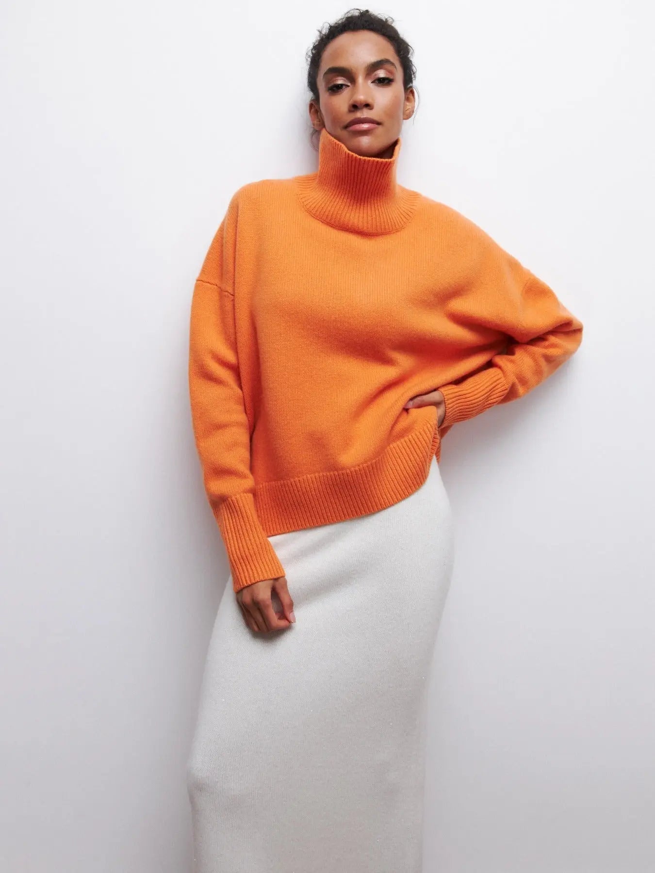 Cozy High-Neck Knit Sweater – Relaxed Chic Fit