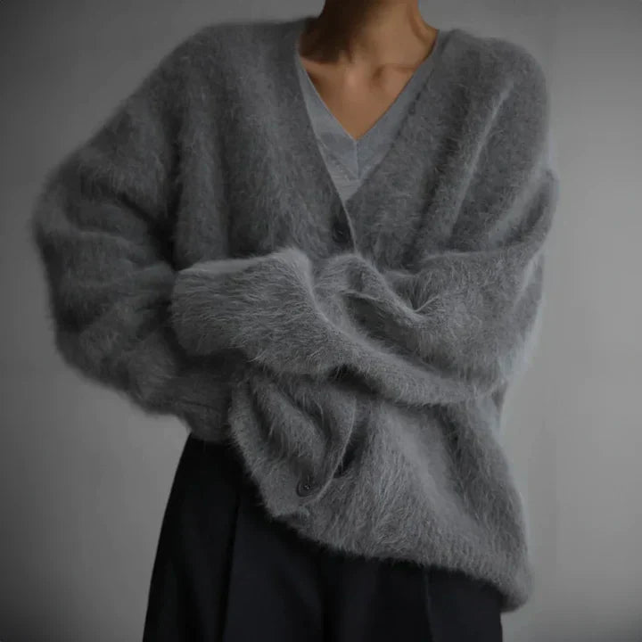 Cardigan - Fine Fiber Blend Knit & Soft Draping Warmth