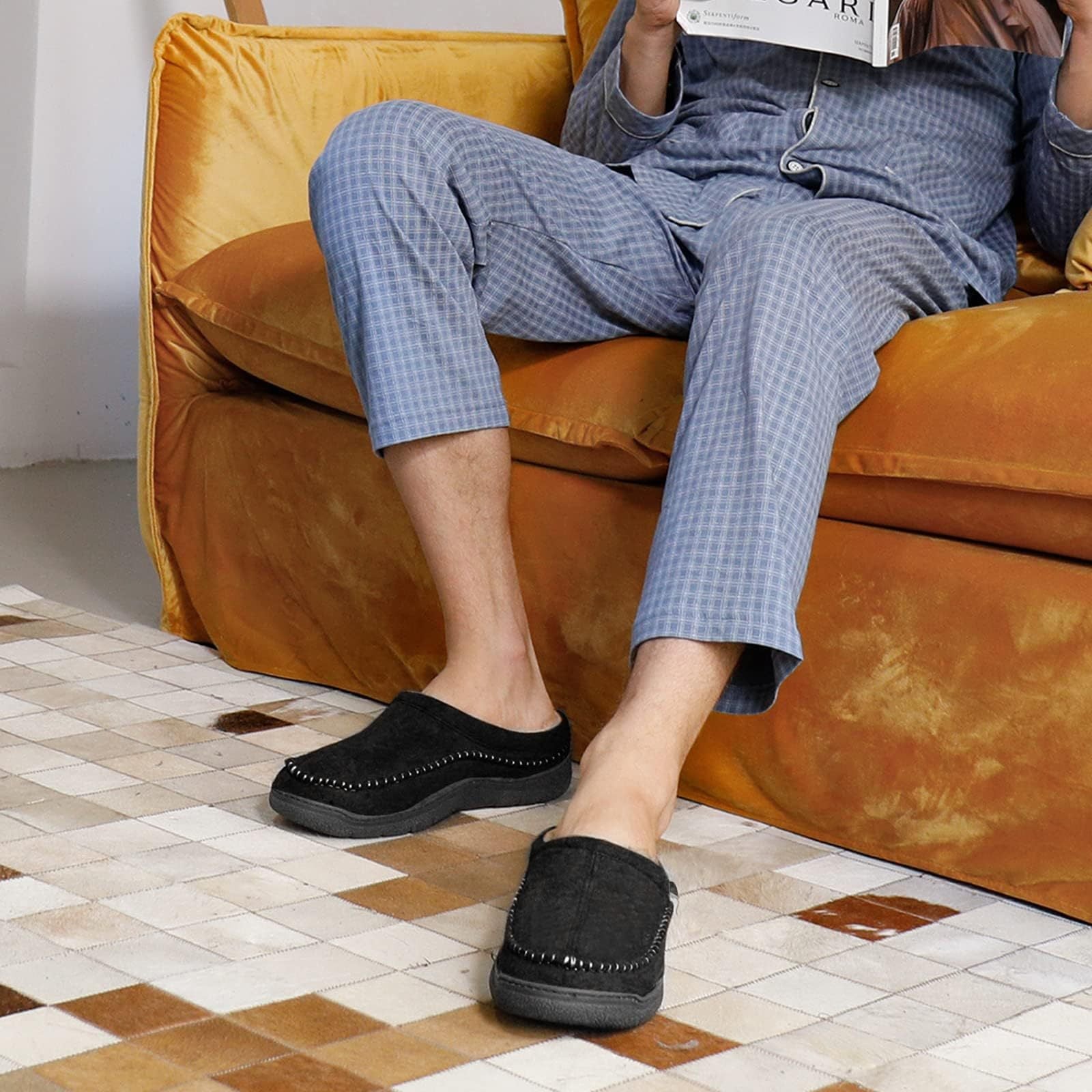 Men’s Premium Fleece-Lined Winter Slippers – Anti-Slip Comfort Mules