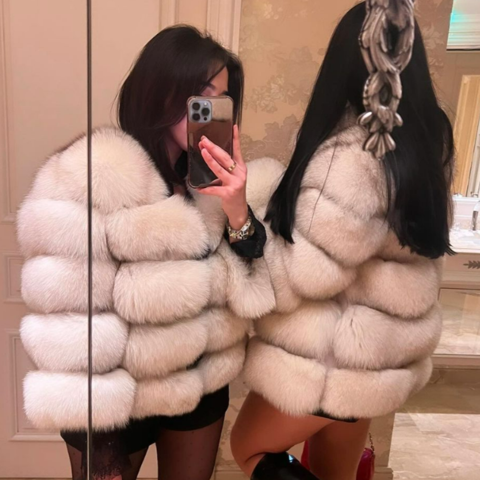 Luxury Faux Fur Winter Coat – Ultra-Soft, Warm & Statement Style