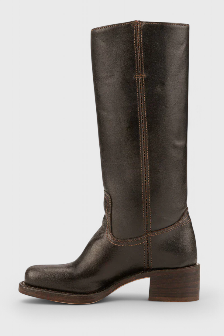Women’s Classic Knee-High Leather Boots – Beige Vintage Edition