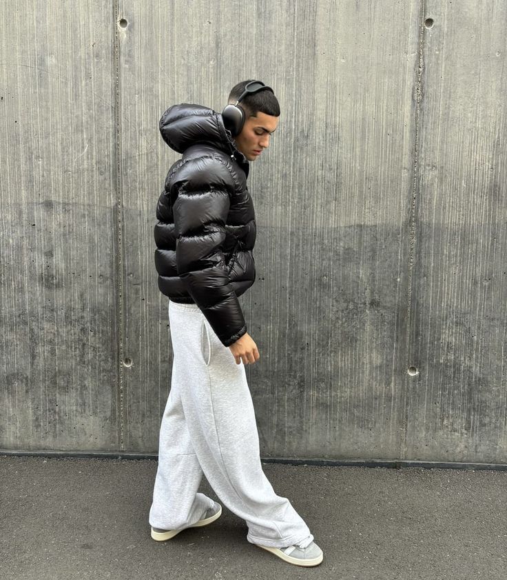Men’s Shiny Puffer Jacket – Street Luxe Warmth for Winter