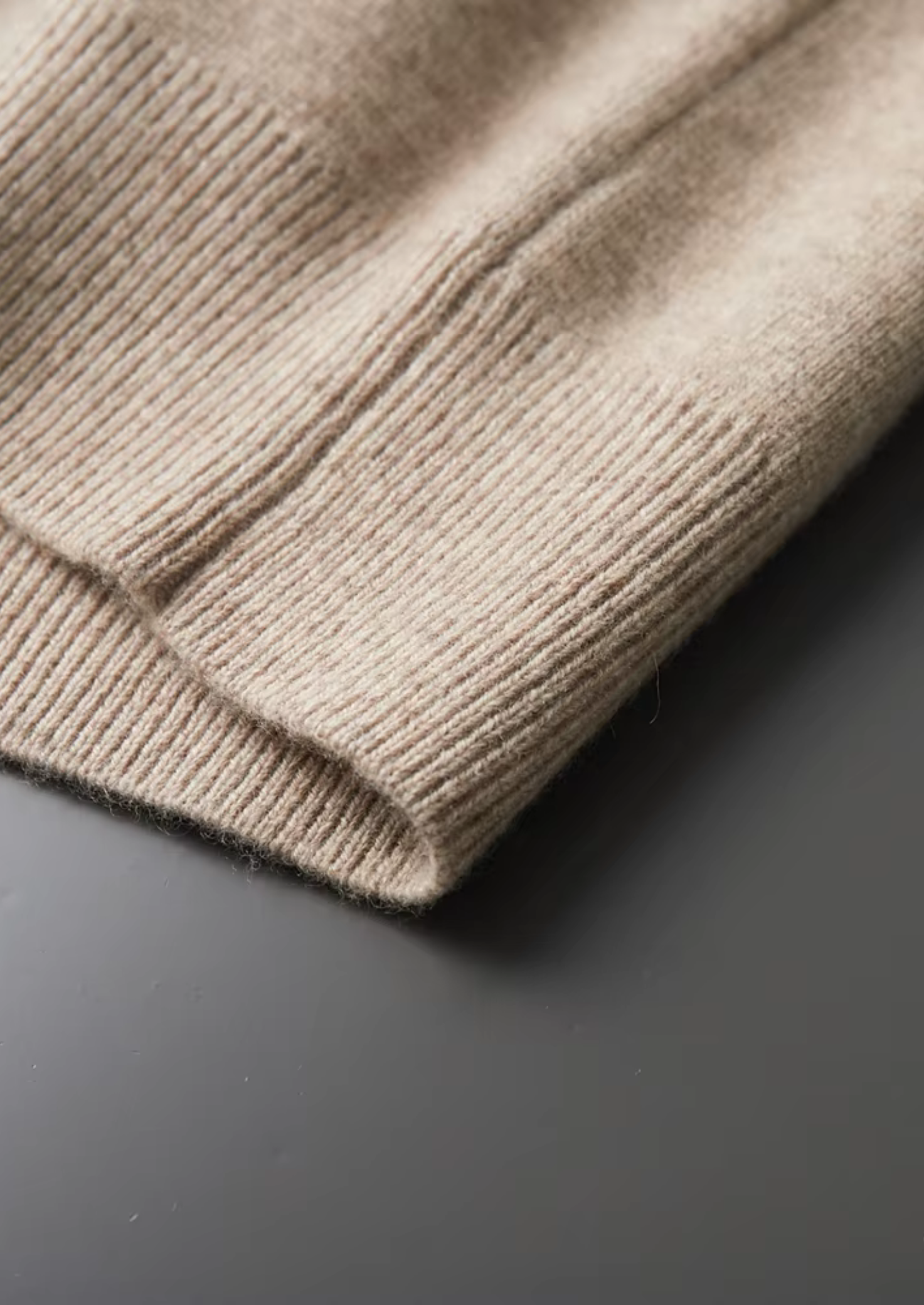 Men’s Zip-Up Knitted Cardigan – Soft Wool Blend with Classic Collar