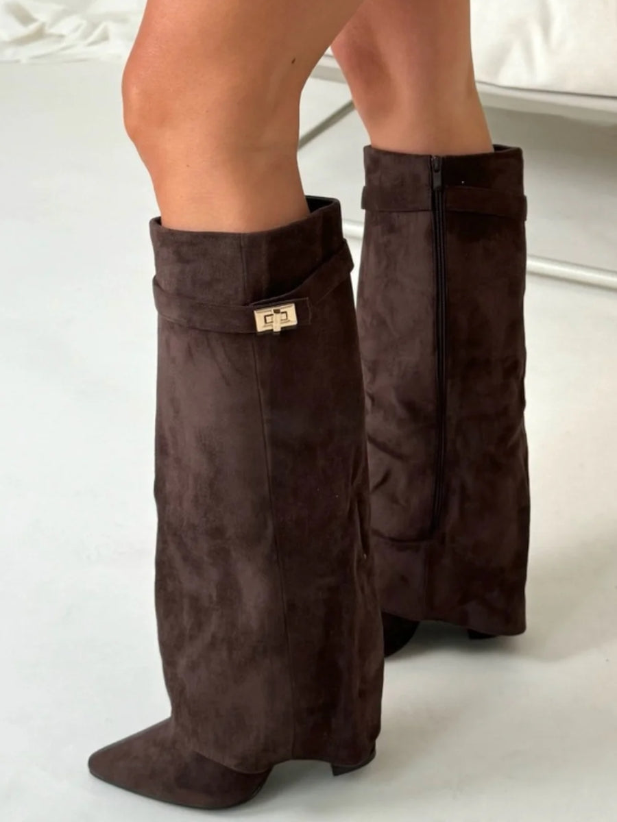 Women’s Elegant Slouch Knee-High Boots – Black Suede Edition
