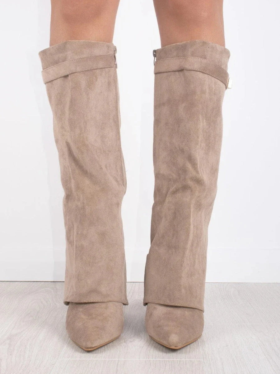 Women’s Elegant Slouch Knee-High Boots – Black Suede Edition
