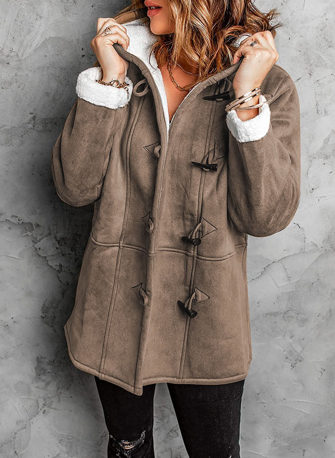 Women’s Cozy Sherpa-Lined Toggle Coat – Grey Winter Edition