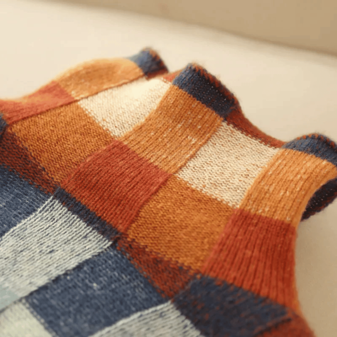 Women’s Soft Checkered Turtleneck Sweater – Cozy Retro Patchwork Knit