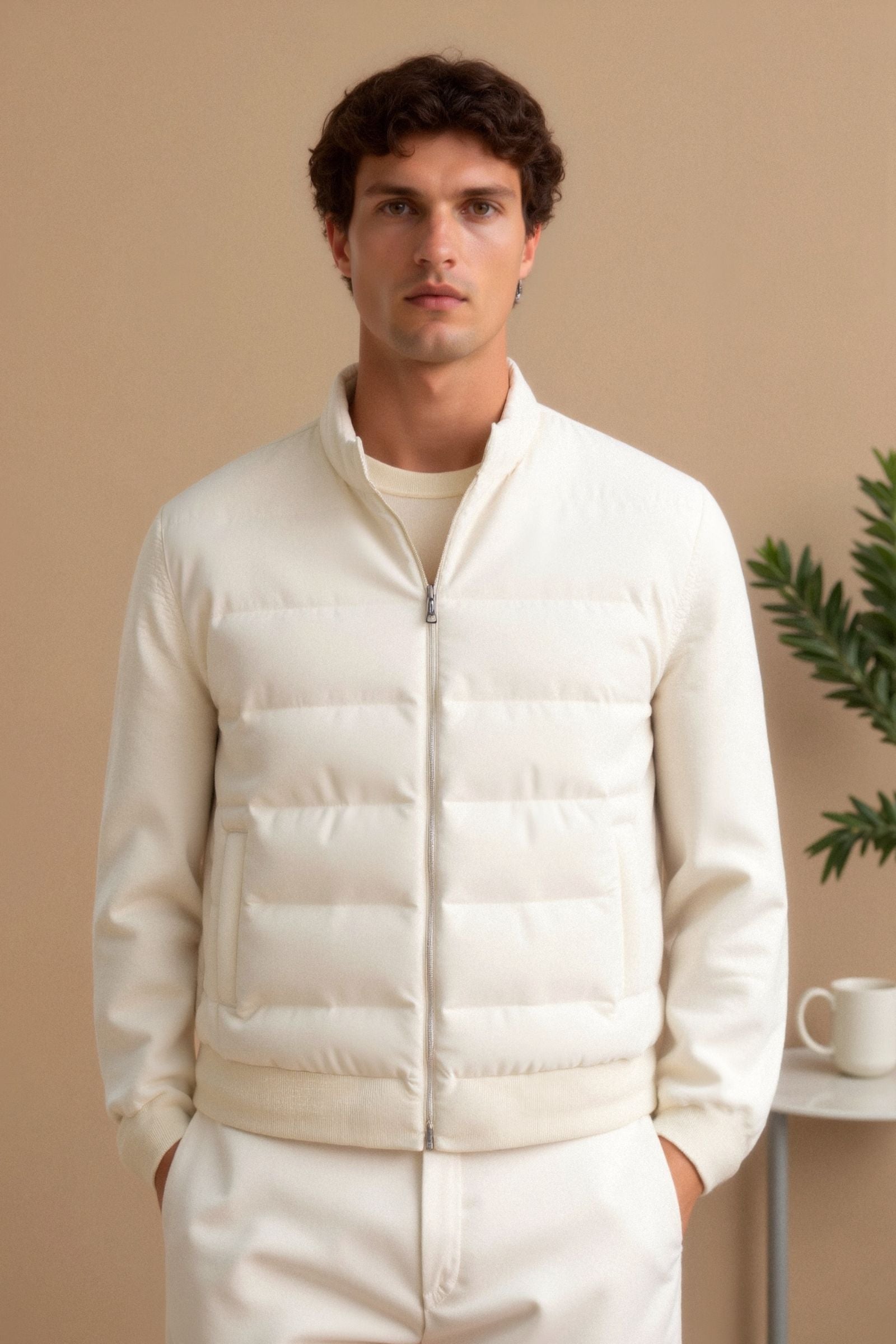 Men’s Lightweight Padded Jacket – Minimalist Design & All-Season Comfort