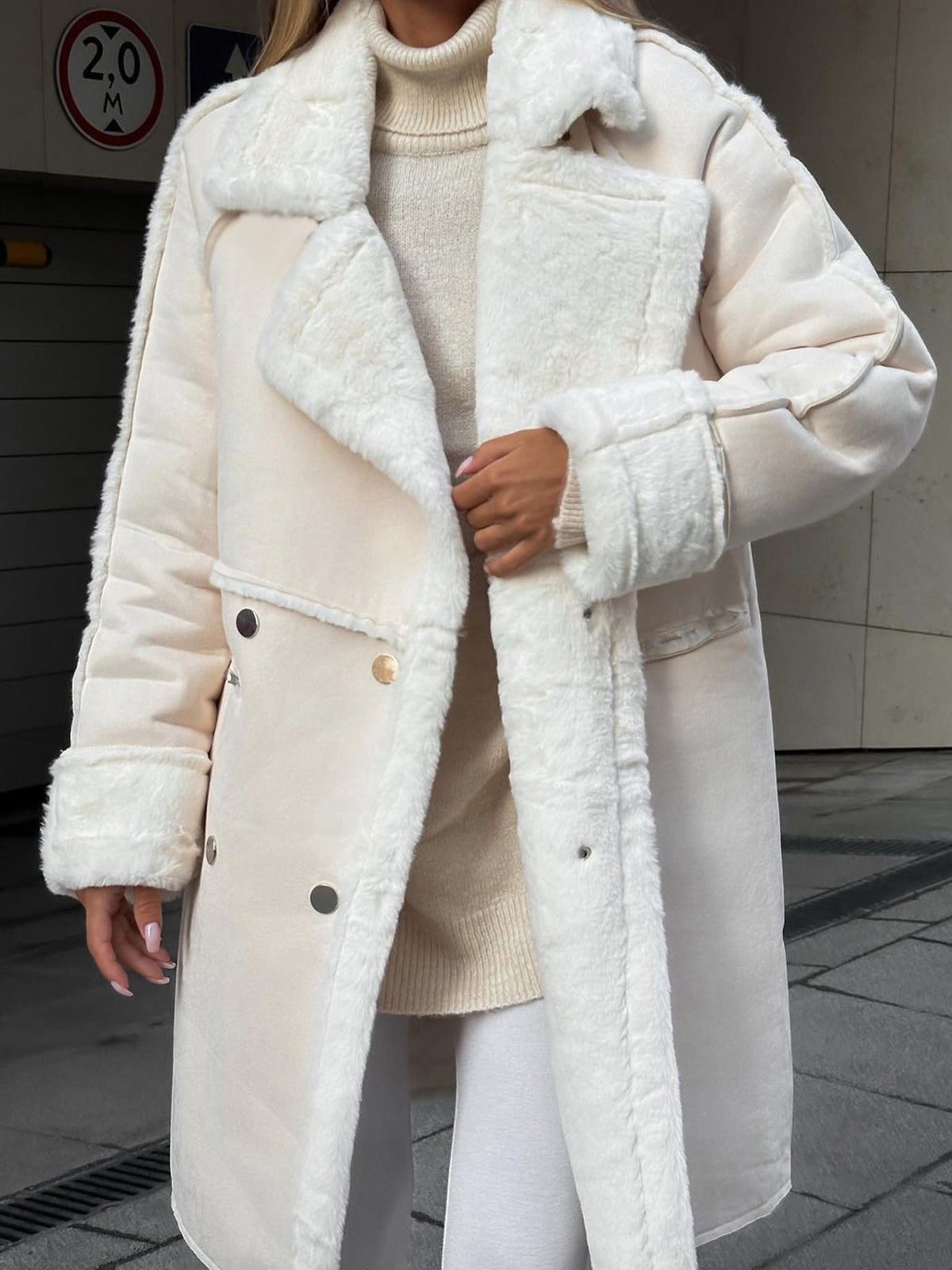 Women’s Luxury Faux Shearling Coat – Warm, Soft & Winter-Ready
