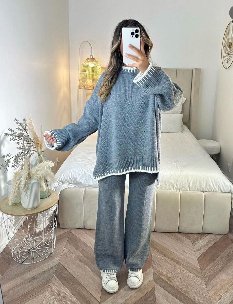 Women’s Knitted Co-Ord Set – Relaxed Jumper & Wide-Leg Trousers