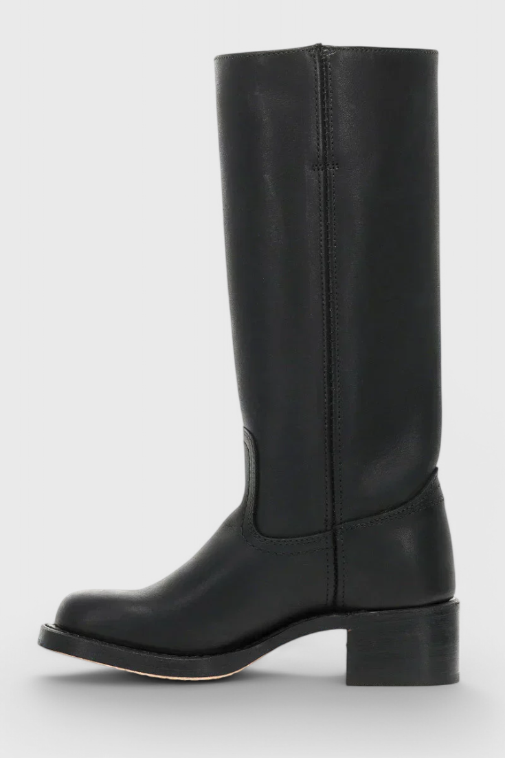 Women’s Classic Knee-High Leather Boots – Beige Vintage Edition