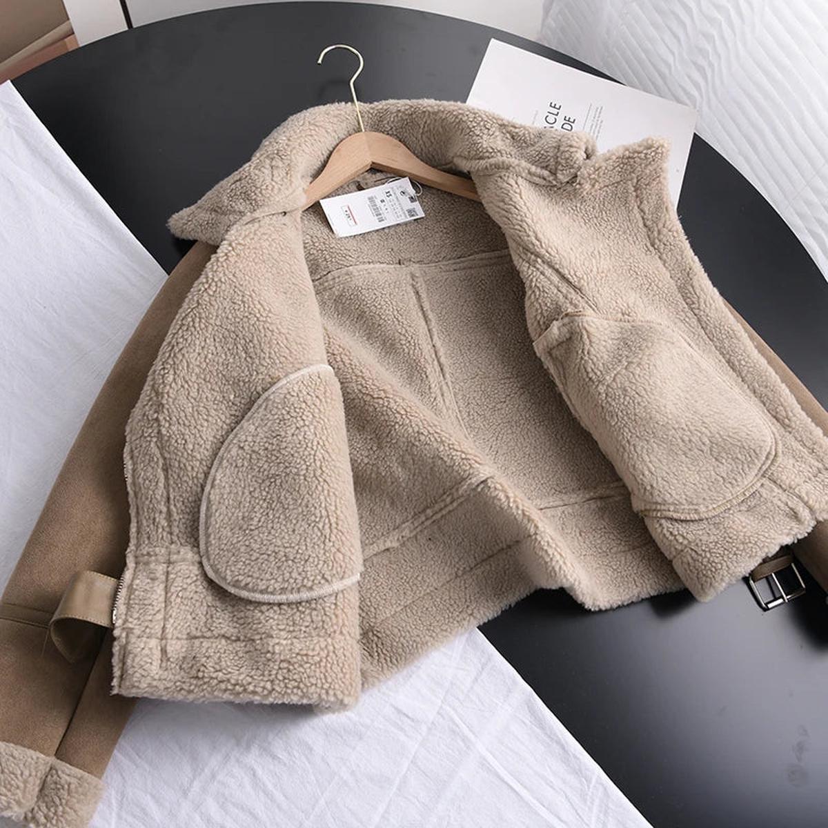 Women's Sherpa Lined Leather Jacket With Ribbed Cuffs