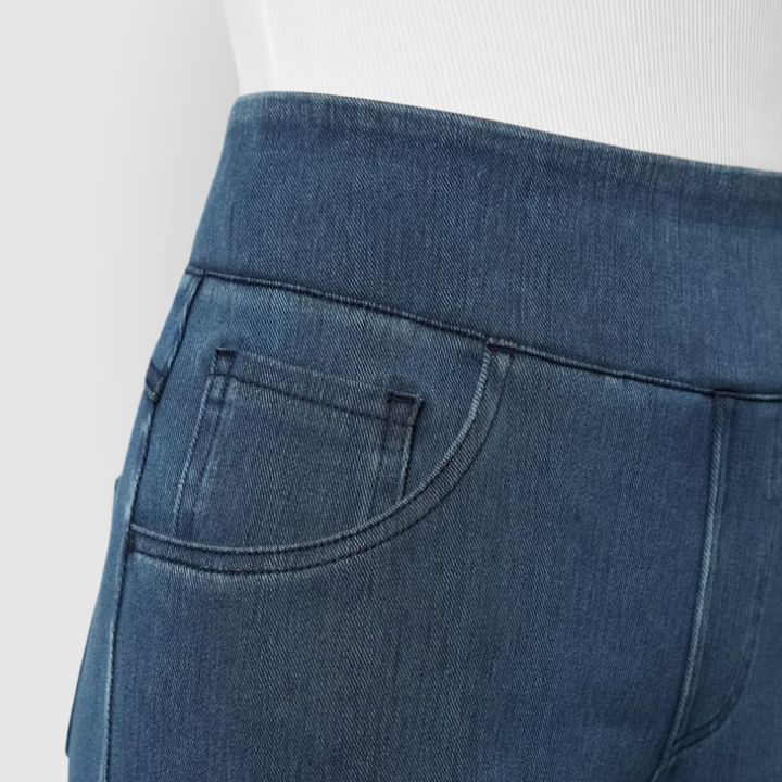 Women’s High-Rise Wide-Leg Pull-On Jeans – Soft Stretch Denim